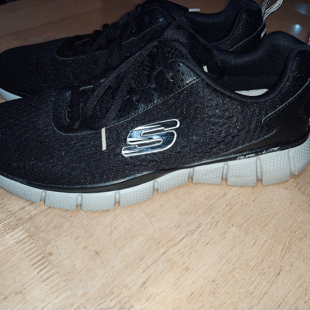 Sketchers Men's Shoes